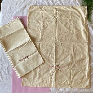 Salvatore Ferragamo Dust Bag Set-Beige Logo  Storage Bags